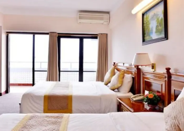 Cong Doan Hotel 3*